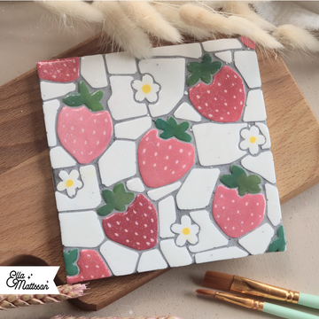 Silikonform - Quadratische Mosaik Kachel mit Erdbeeren Muster "Erdbeerzauber"