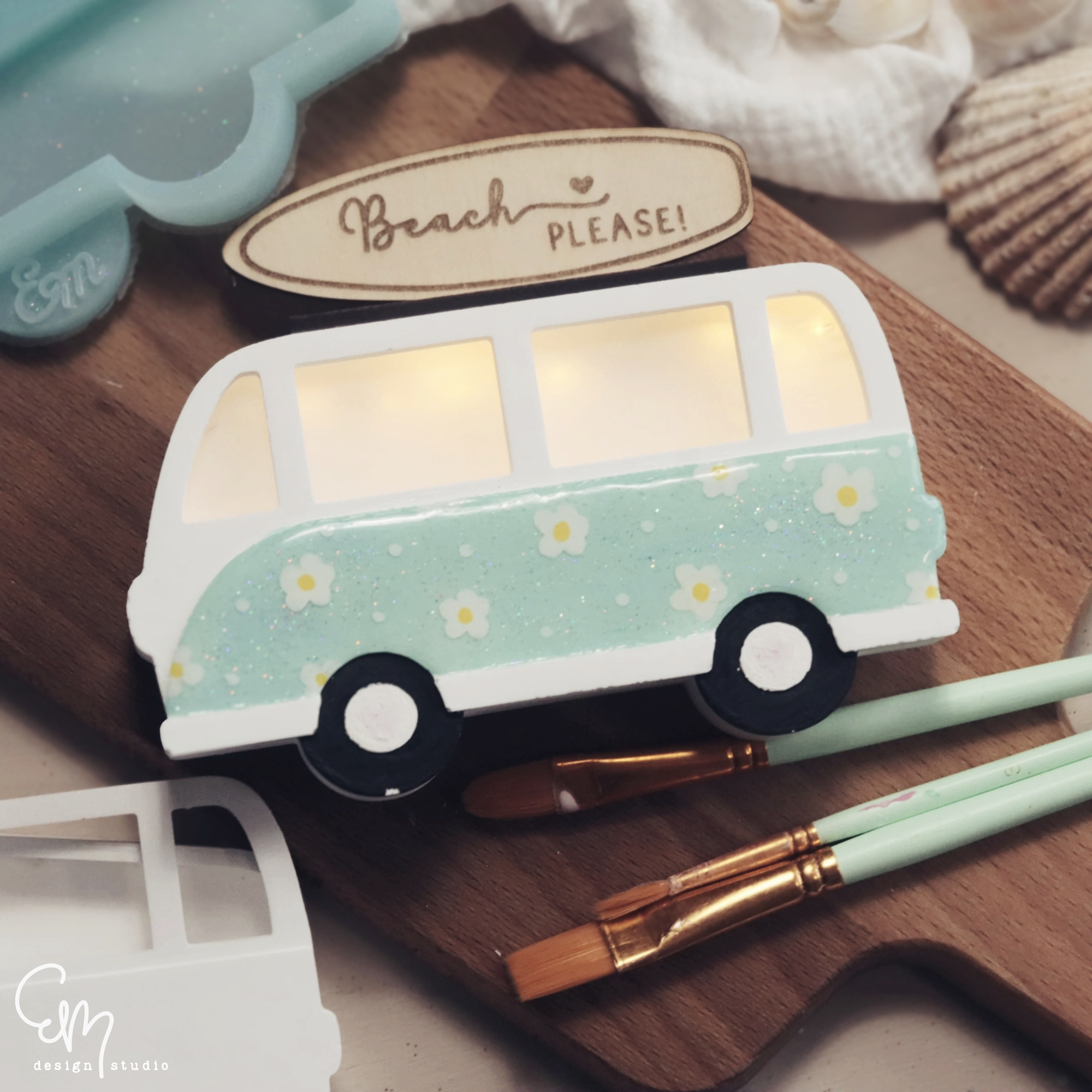 Gelaserte Surfbretter - passend für "Luma Van" 9 Surfbretter + 9 Halter