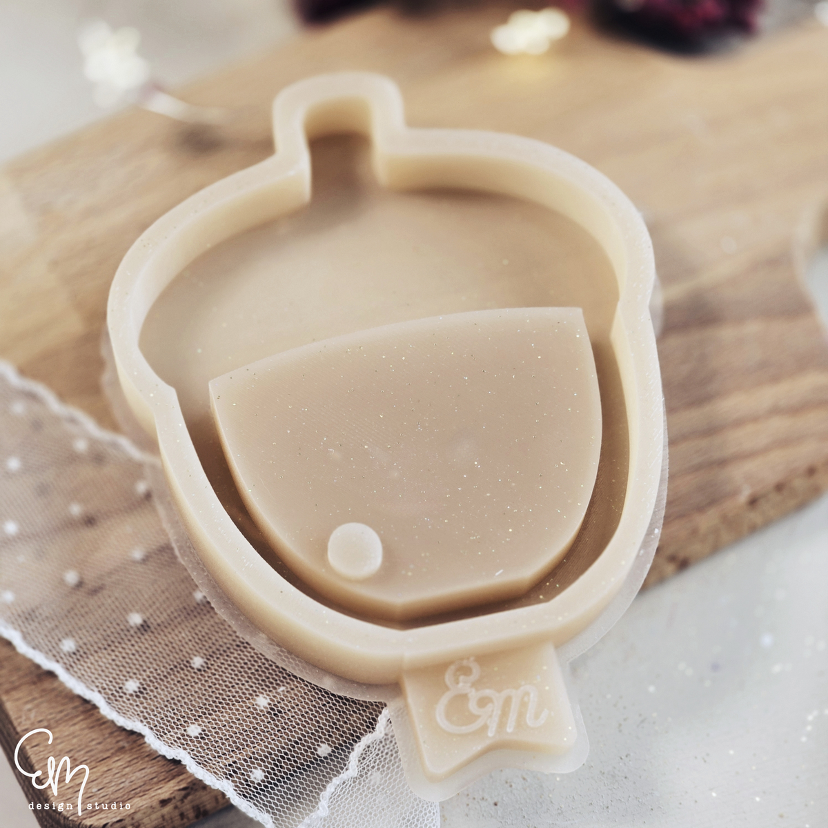 Silikonform "Leuchtende Eichel" - verschiedene Fronten + Gratis Lasercut Anhänger